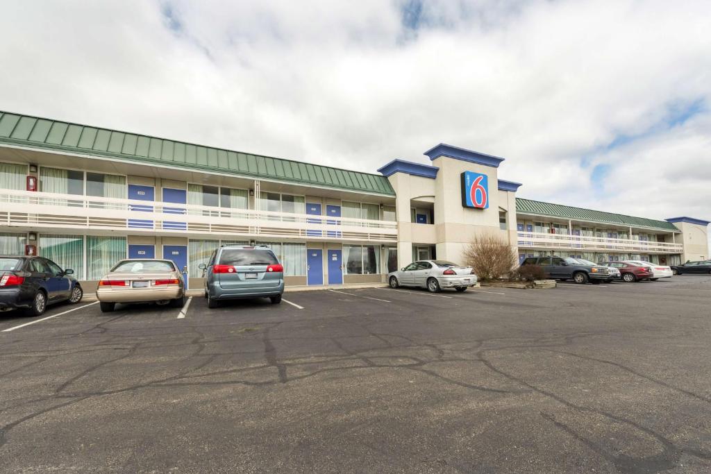Motel 6-Troy OH - main image