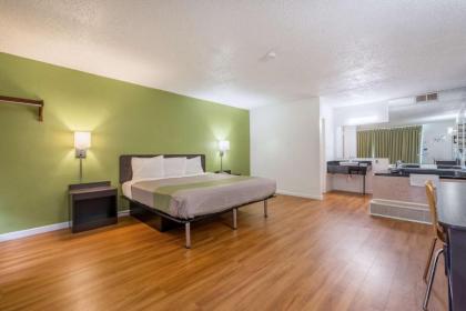 Motel 6-Troy OH - image 9