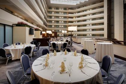 Embassy Suites by Hilton Detroit Troy Auburn Hills - image 21