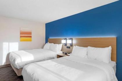 Super 8 by Wyndham Clawson/Troy/Detroit Area - image 23