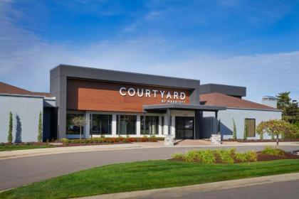 Courtyard by Marriott Detroit Troy - image 2