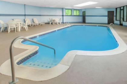 Days Inn & Suites by Wyndham Madison Heights MI - image 14