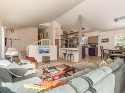 11824 Schussing Way Home - image 4