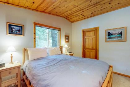 Happy Family Cozy Cabin - image 3