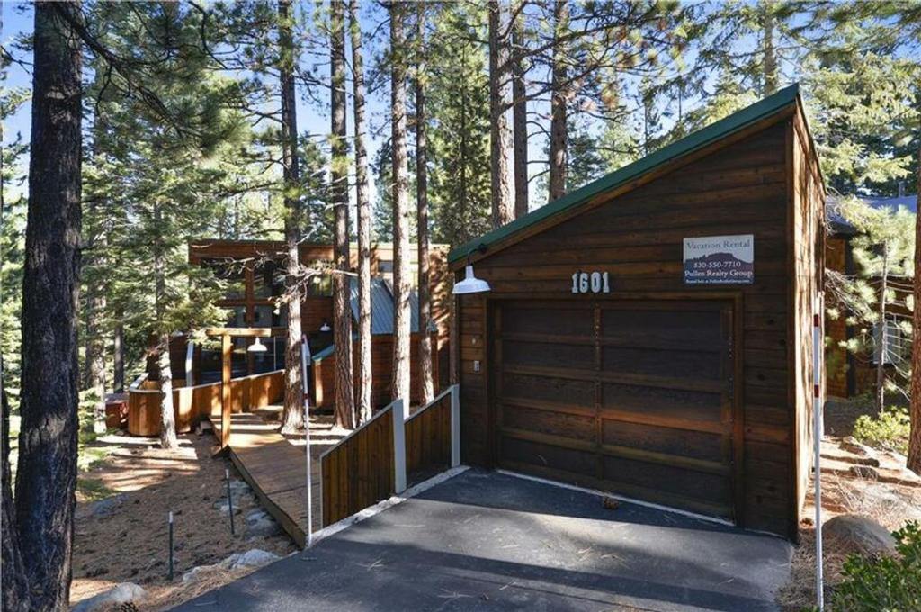 Deer Path by Tahoe Truckee Vacation Properties - image 2