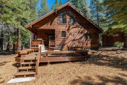 Creekside Cabin on St Bernard by tahoe mountain Properties California