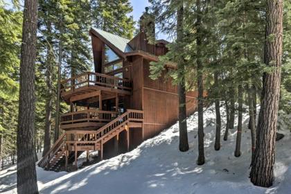 modern tahoe Donner Retreat with Deck and Grill truckee California