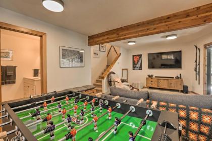 Modern Tahoe Donner Retreat with Deck and Grill! - image 13