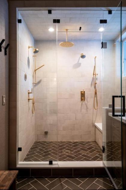 Truckee - The Lodge at Gray's Crossing - image 17