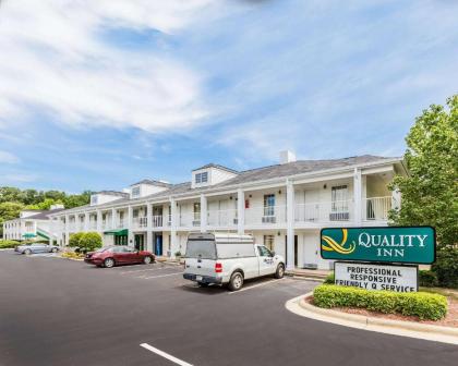 Quality Inn Trussville I-59 exit 141 - image 11