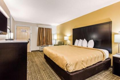 Quality Inn Trussville I-59 exit 141 - image 8