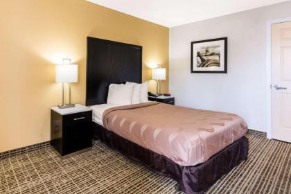 Quality Inn Trussville I-59 exit 141 - image 9