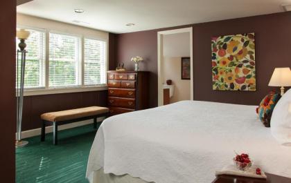 1906 Pine Crest Inn - image 13
