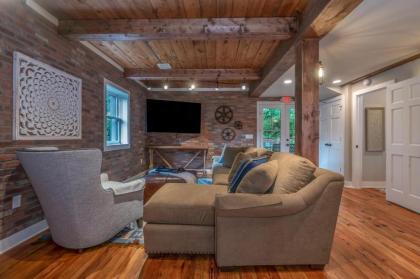 The Loft on Trade Street - image 14