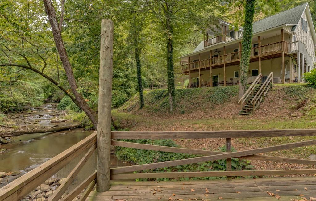 Rushing Waters Retreat - image 4