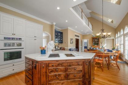 Laurelwood - image 11