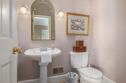 Laurelwood - image 15