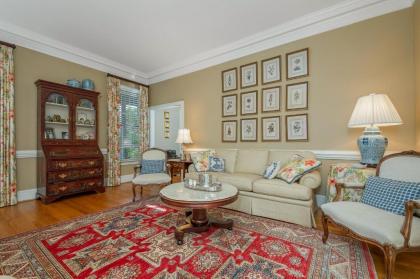 Laurelwood - image 8