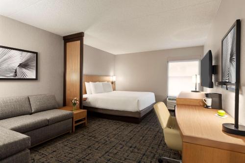 Hyatt Place Tucson Central - image 3