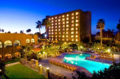 DoubleTree by Hilton Tucson-Reid Park - image 2