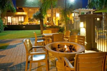 Ramada by Wyndham Tucson - image 2