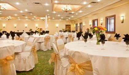 Ramada by Wyndham Tucson - image 3