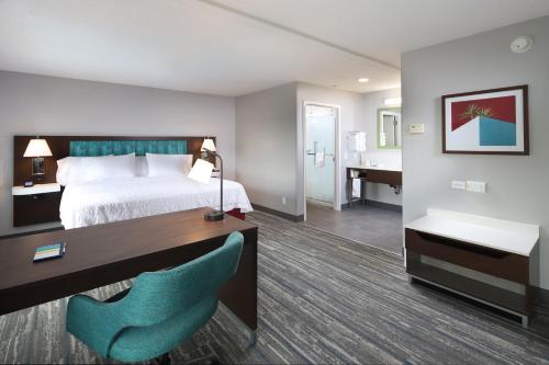 Hampton Inn & Suites Tucson East - image 4