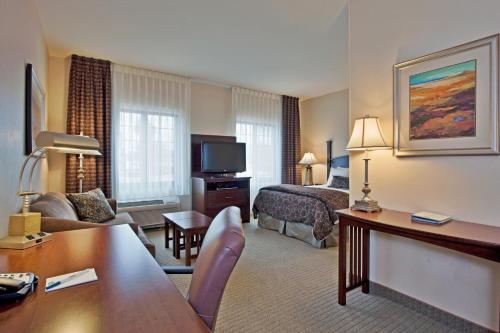 Staybridge Suites Tucson Airport an IHG Hotel - image 2