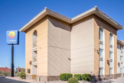 Comfort Inn & Suites near Kino Sports Complex - main image
