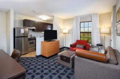 TownePlace Suites Tucson - image 4