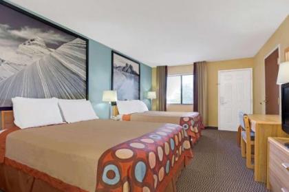 Super 8 by Wyndham Tucson/Grant Road Area AZ - image 3