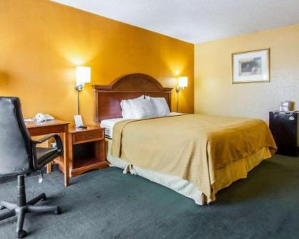 Quality Inn - image 4