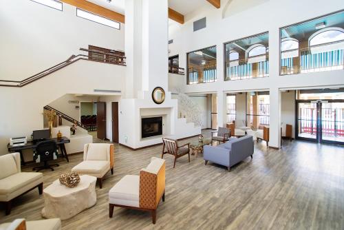 Ramada by Wyndham Tucson Airport - image 3