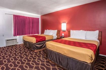 Econo Lodge University - image 3