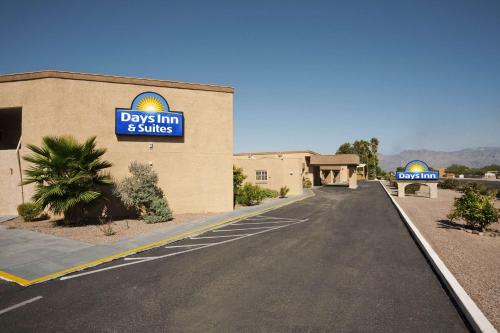 Knights Inn Tucson D.M.A.F Area - main image
