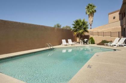 Knights Inn Tucson D.M.A.F Area - image 3