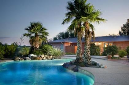Cactus Cove Bed and Breakfast Inn - image 1