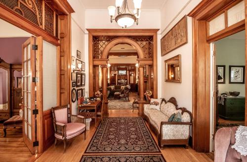 The Blenman Inn - image 2