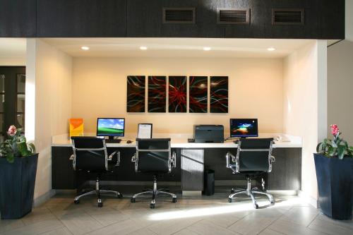 DoubleTree Suites by Hilton Tucson Airport - image 5