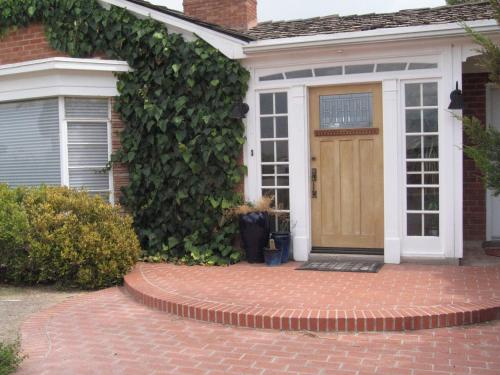 Mon Ami Bed and Breakfast - main image