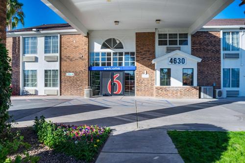 Motel 6 Tucson AZ - North - image 5