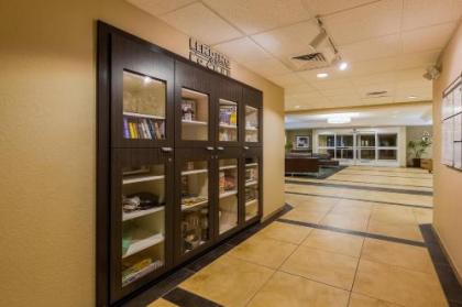 Candlewood Suites Tucson an IHG Hotel - image 2