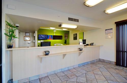 Studio 6-Tucson AZ - Irvington Road - image 5