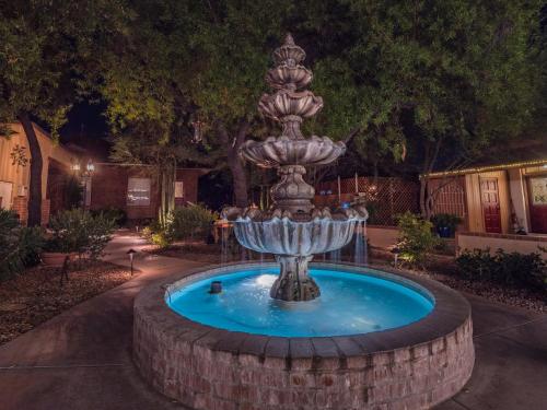 El Amador Downtown Luxury Inn - main image