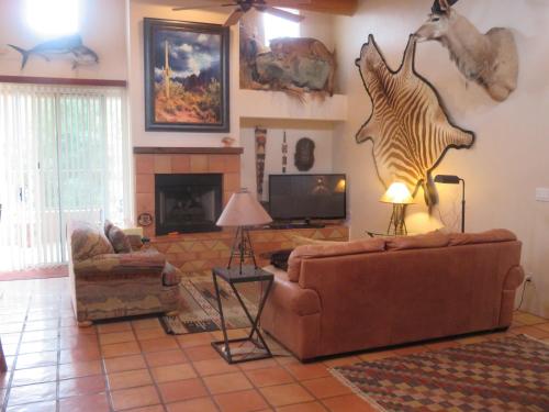 Townhome with Golf Discount - main image