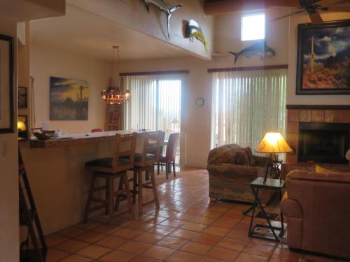 Townhome with Golf Discount - image 5