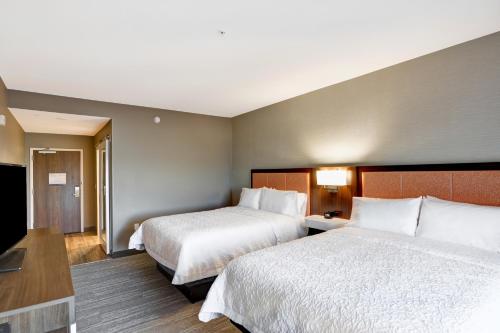 Hampton Inn Suites Tucson Tech Park - image 3