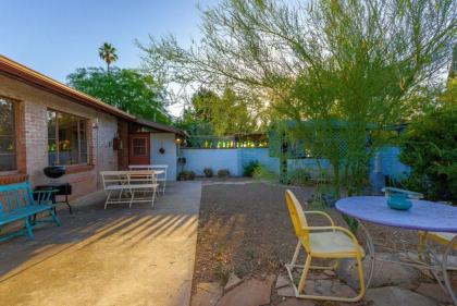 Readers Holmes 2BR by Casago - image 9