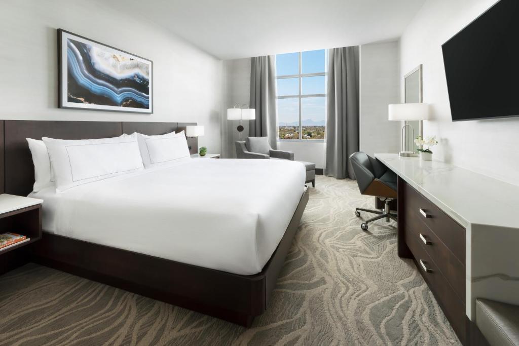 Doubletree By Hilton Tucson Downtown Convention Center - image 5