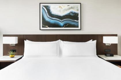 Doubletree By Hilton Tucson Downtown Convention Center - image 6